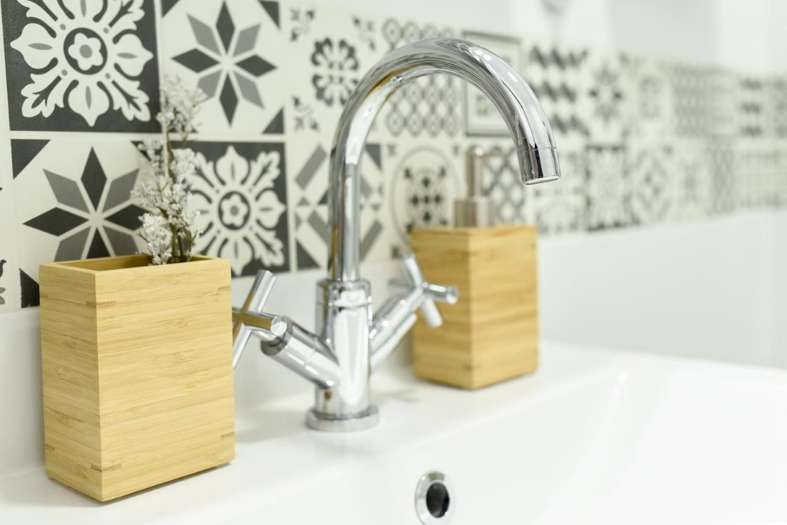 City Center Getaway - Cozy Accommodation For Your Perfect Stay Bucarest Habitación foto